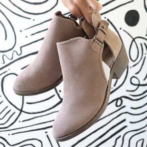 Maurices brown boots